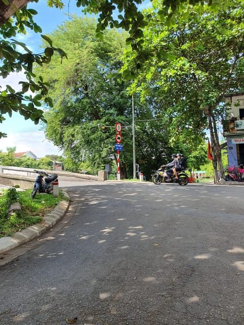 Hue: motorbike tour into Citadel and along Ng Hà Canal - FAQs