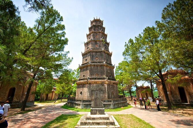 Hue private guided tour to royal Tombs and Thien Mu Pagoda - Final thoughts