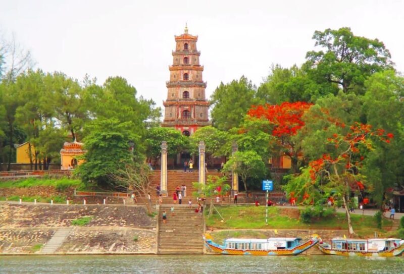 Hue : Royal Tombs- Thien Mu Pagoda- Dragon Boat Private Tour - Final Thoughts