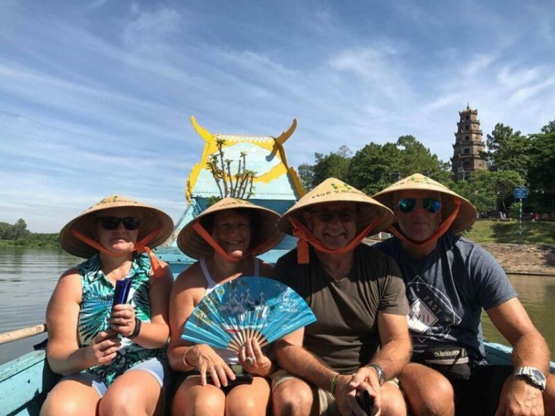 Hue: Thuy Bieu Village Bike Tour with Lunch - Key Points