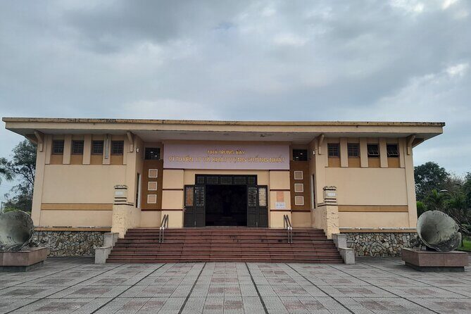 Hue to Phong Nha Private Transfer via DMZ and Sightseeing - Key Points