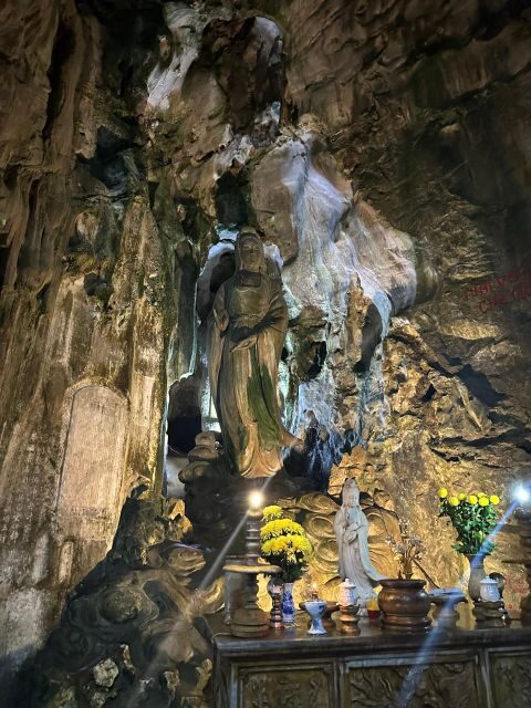 Hue: Transfer To Hoi An via Marble Moutain& An Bang Cemetery - Key Points