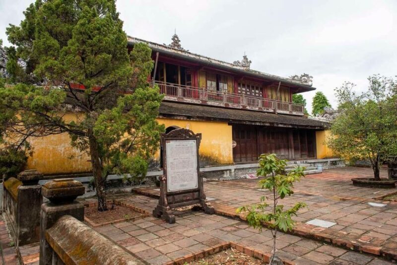 Hue Walking Tour to Imperial Citadel and Forbidden City - FAQ