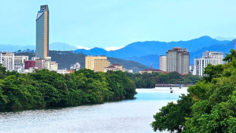Hue: Walking tour to Thien Mu pagoda and back by boat trip - Cultural and Natural Highlights