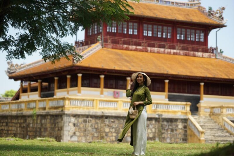 Hue:Deluxe Walking tour to Imperial City and Dong Ba Market - Key Points