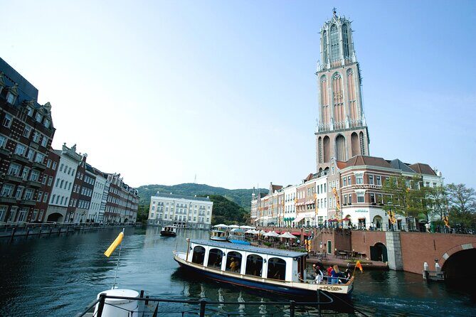 Huis Ten Bosch Full Day Bus Tour From Hakata - Key Points
