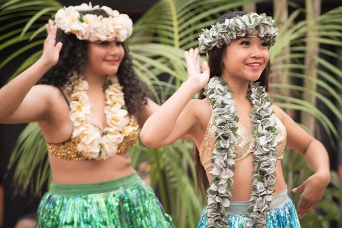 Hula Lesson on Maui (Basics) - Key Points