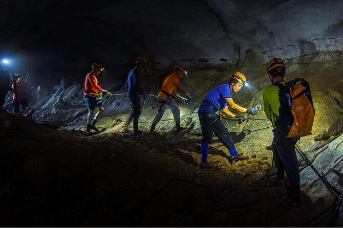 Hung Thoong cave | Stalactites, Underground River Phong Nha |3D2N - Who Is This Tour Best Suited For?