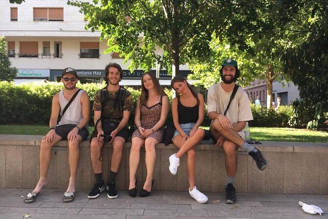 Hungarian History Walking Tour with food tasting - The Sum Up