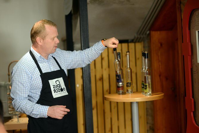 Hungarian pálinka distillery visit and tasting - Key Points