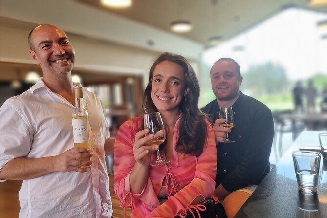 Hunter Valley Mid-Day with Light Lunch Wine Tour - Key Points