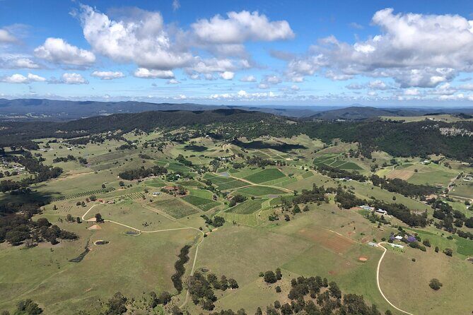 Hunter Valley Romantic Bubbly Breakfast Helicopter Tour from Cessnock - Exploring the Hunter Valley Bubbly Breakfast Helicopter Tour