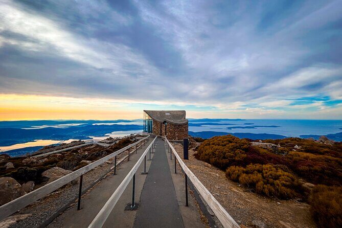 Huon Valley Private Tour - Ciders, Gins, Sheep's Cheese and Lunch - Key Points