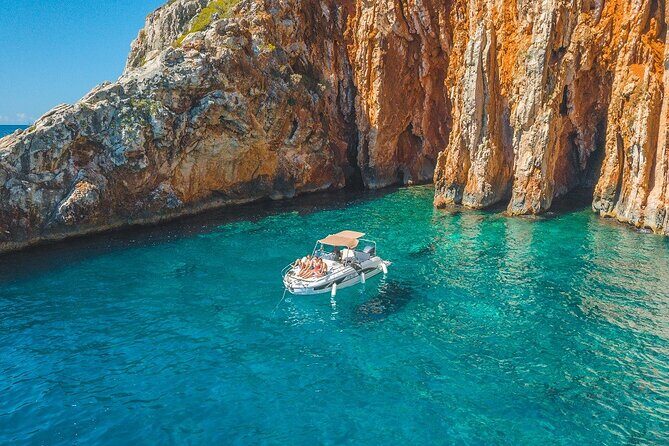 Hvar and Red Rocks - Private boat tour from Split or Trogir - The Itinerary: What You Can Expect