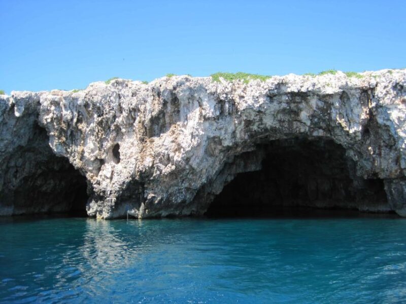 Hvar: Blue and Green Caves Boat Tour with Stiniva Beach - A Deeper Look at the Tour