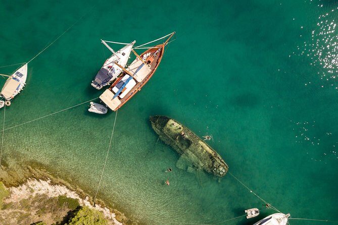Hvar-Brac-Solta speedboat tour from Split or Trogir - The Sum Up
