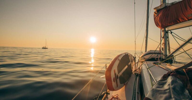 Hvar: Romantic Sunset Sailing Experience On A Comfort Yacht - Key Points