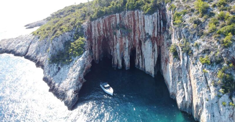 Hvar: South shore & Pakleni islands private speedboat tour - What’s Included and What’s Not