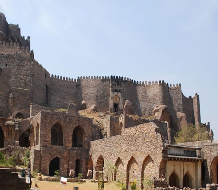 Hyderabad: Private City Tour with Evening Boat Ride - Starting the Day: Seamless Pickup and First Impressions