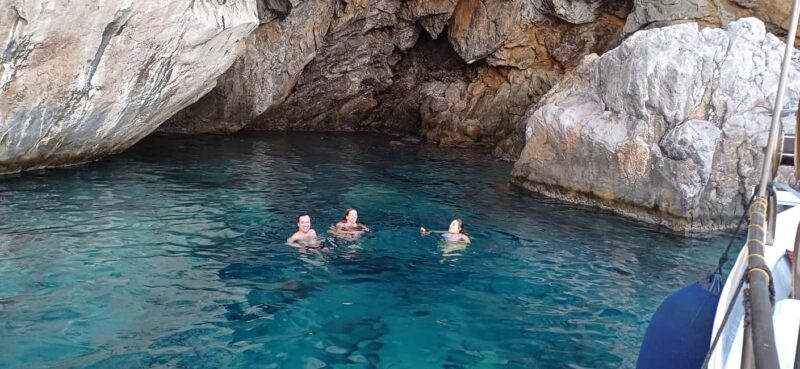 Hydra: Full-Day of Fishing and Boating with Optional Lunch - Key Points