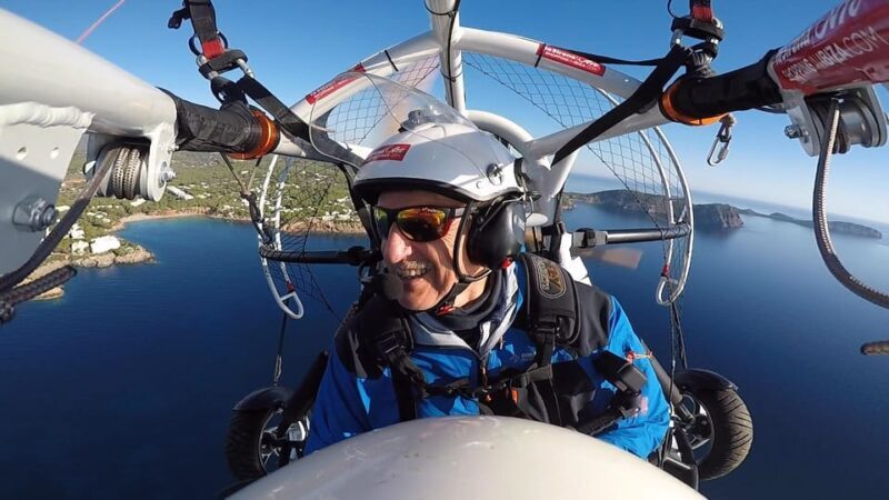 Ibiza: 25min Motorized Paragliding Flight - Exploring Ibiza from the Air: 25-Minute Motorized Paragliding Flight