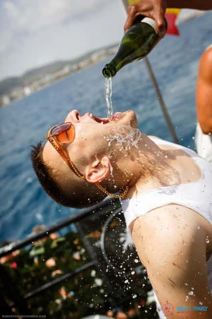 Ibiza Boat party with Premium boat and unlimited drinks - The Full Breakdown of the Ibiza Boat Party Experience