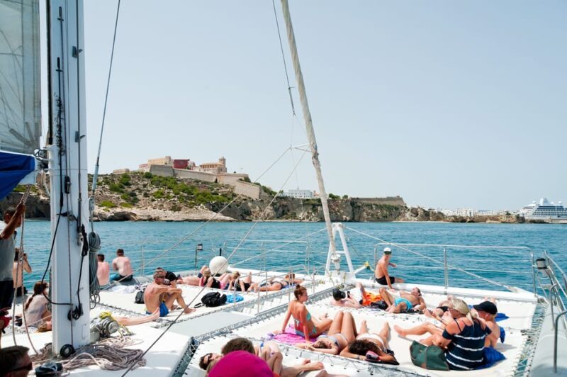 Ibiza: Catamaran Cruise to Formentera with Meal and Drinks - Ibiza: Catamaran Cruise to Formentera with Meal and Drinks — A Detailed Review