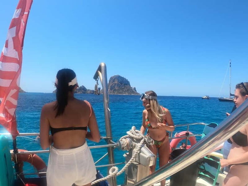 Ibiza: Es Vedrà Boat Tour with Swimming Stop - Starting Point: Capitán Nemo Ibiza – A Convenient Meeting Spot