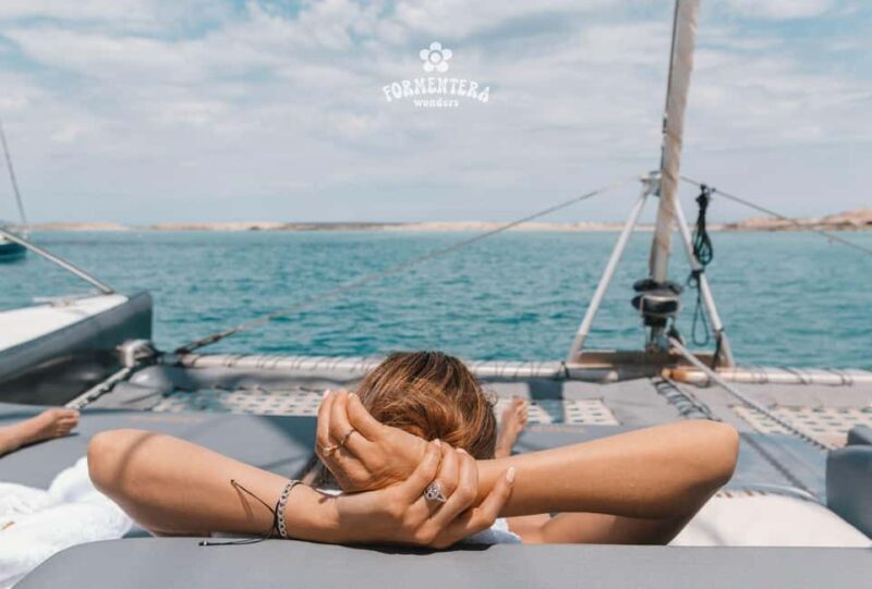 Ibiza: Formentera Sailing w/BBQ, Open Bar & Water Activities - Ibiza: Formentera Sailing with BBQ, Open Bar & Water Activities – A Full-Bodied Day on the Water