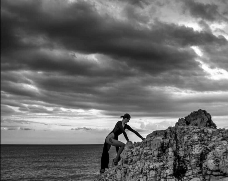 Ibiza: Golden Hour Photo Art Session - Key Points