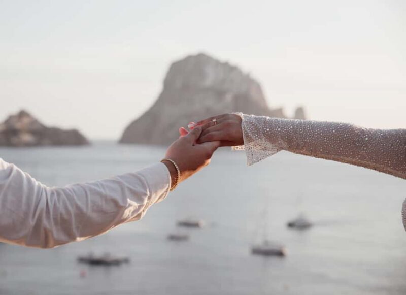 Ibiza: Private Photo Session with a Professional - Key Points