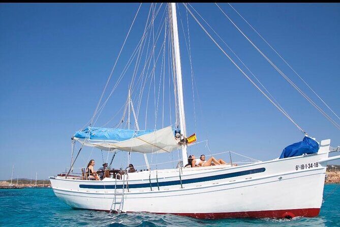 Ibiza: Private Sailboat with Tapas, Open Bar & Music - Food, Drinks, and Overall Value