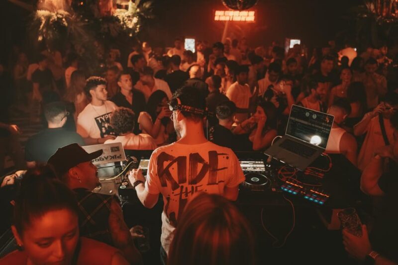 Ibiza: Reggaeton Party Entry Ticket - Who Will Enjoy This Experience?