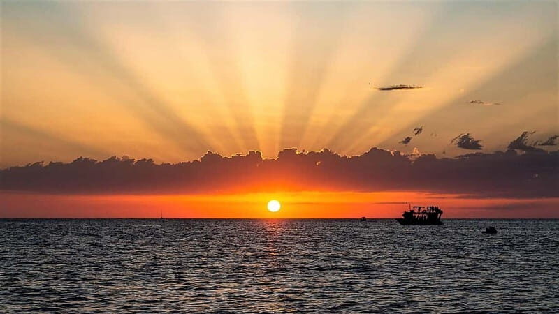 Ibiza: Snorkeling, Sunset Beach and Cave Boat Trip - A Detailed Look at the Ibiza Snorkeling, Sunset, and Cave Boat Trip