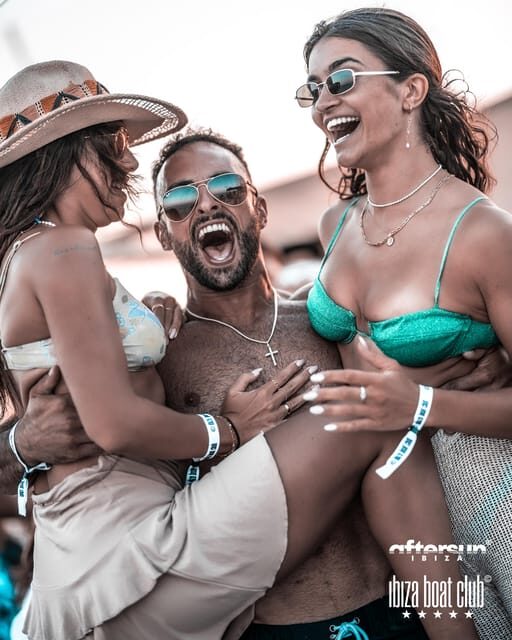 Ibiza: Sunset Boat Party at Ibiza Boat Club with Open Bar - Deep Dive into the Experience
