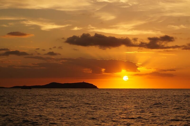 Ibiza: Sunset Boat Trip with Snorkeling, Kayaking, & Drinks - A Detailed Look at the Ibiza Sunset Boat Trip