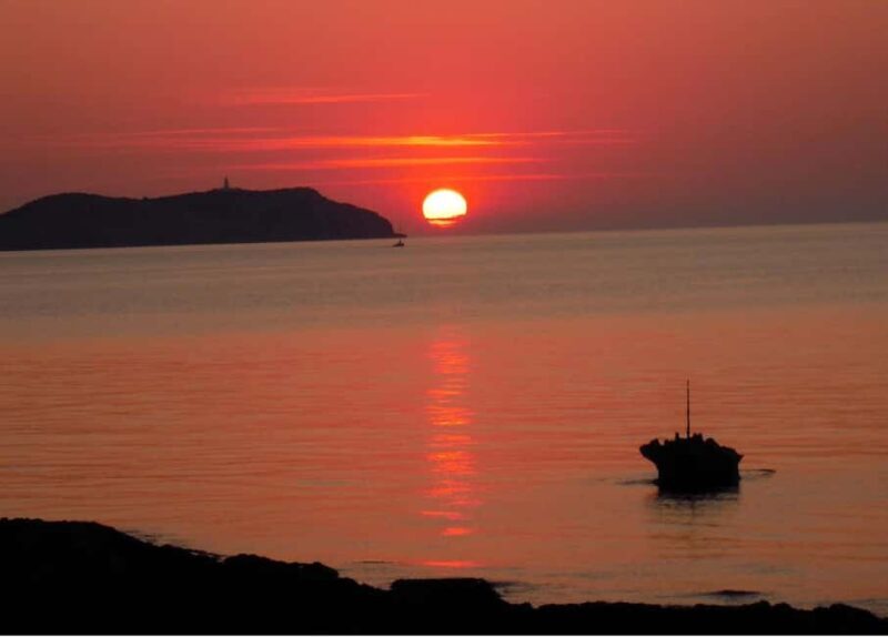 Ibiza: Sunset Private Sailboat with Tapas & Open Bar - An Authentic Voyage: What to Expect on Your Ibiza Sunset Sail