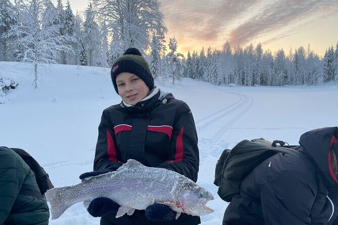 Ice fishing experience - Experience the Magic of Lapland with a Private Ice Fishing Tour
