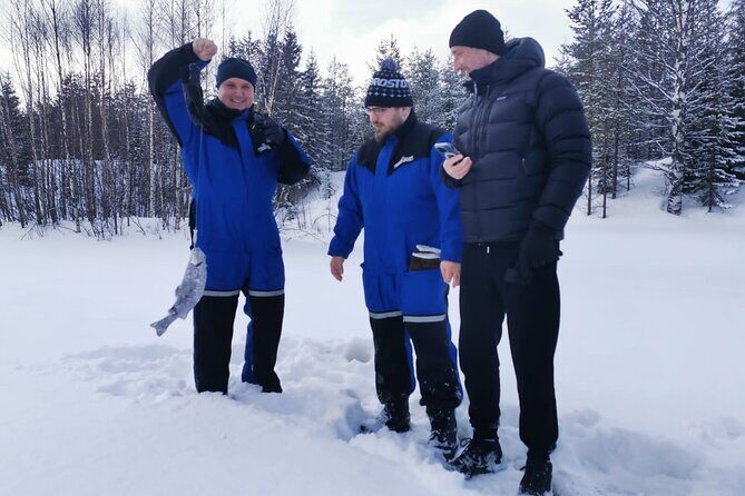 Ice fishing experience - A Deep Dive into the Lapland Ice Fishing Experience