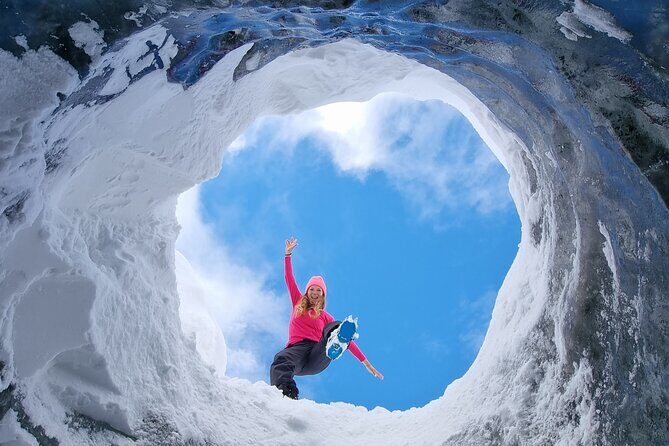 Ice Trekking Vinciguerra Glacier and Laguna de los Témpanos Premium - FAQs