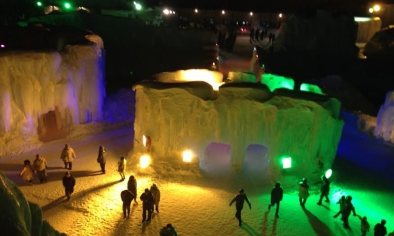 Icebreaker Cruise & Monbetsu Ocean Park & Sounkyo Ice Fall Festival - The Ocean Exchange Center: choose your own stop