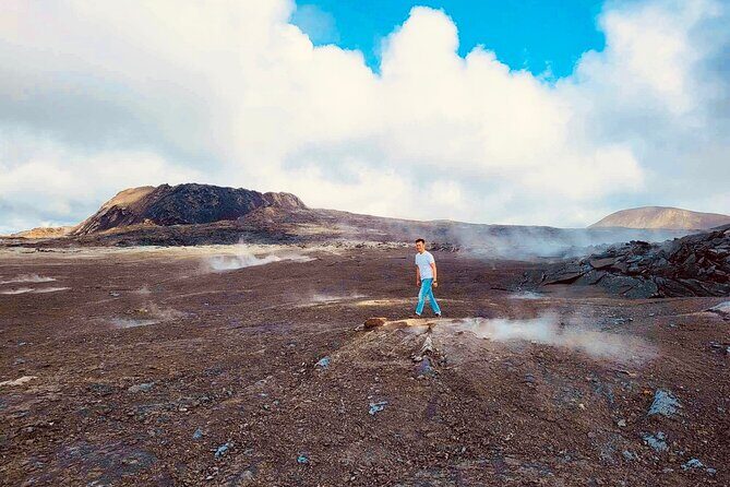 Iceland Hiking Tour to Fagradalsfjall Volcano with Local Guide - Iceland Hiking Tour to Fagradalsfjall Volcano with Local Guide