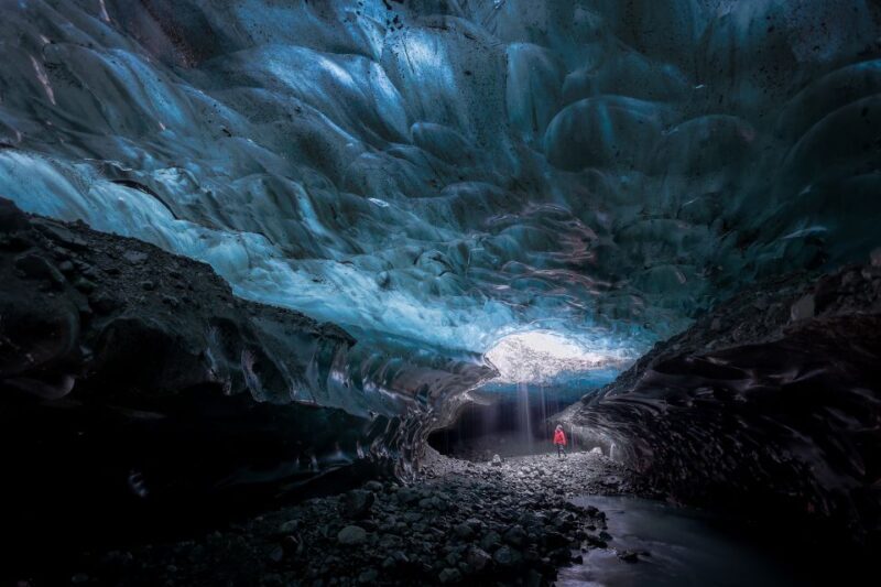 Iceland: Ice Cave Captured with Professional Photos - A Closer Look at the Experience