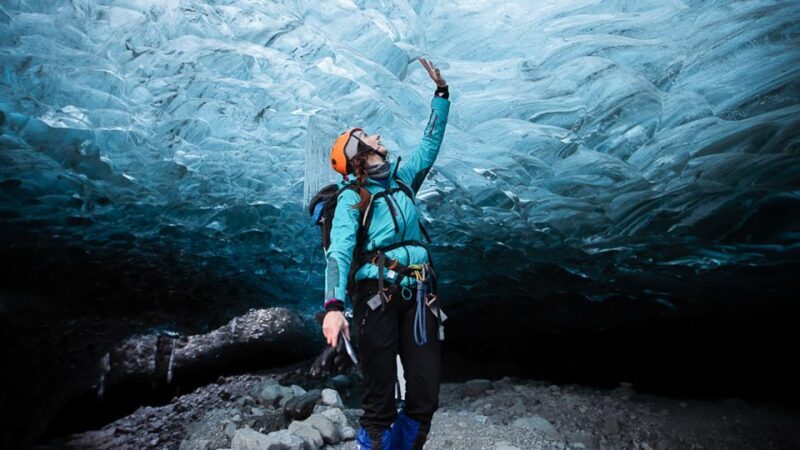 Iceland: Private Glacier Hike and Ice Cave Photo Tour - Exploring Iceland’s Glacier and Ice Caves: A Complete Look