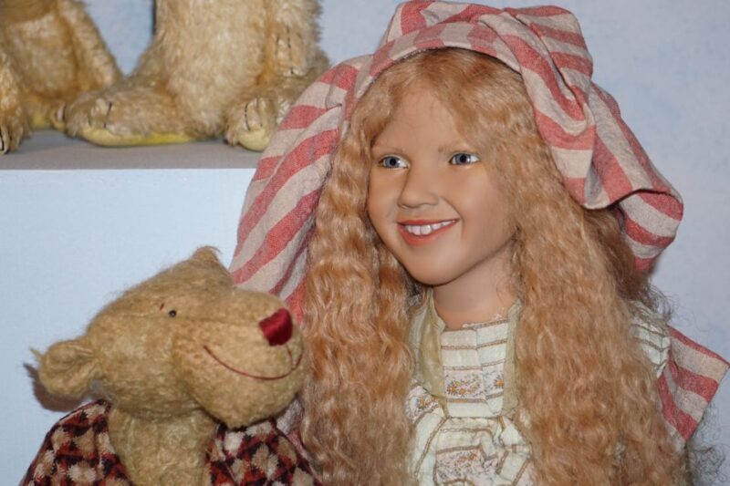 Icod de los Vinos: ARTlandya Doll World Entry Ticket & Tour - Key Points