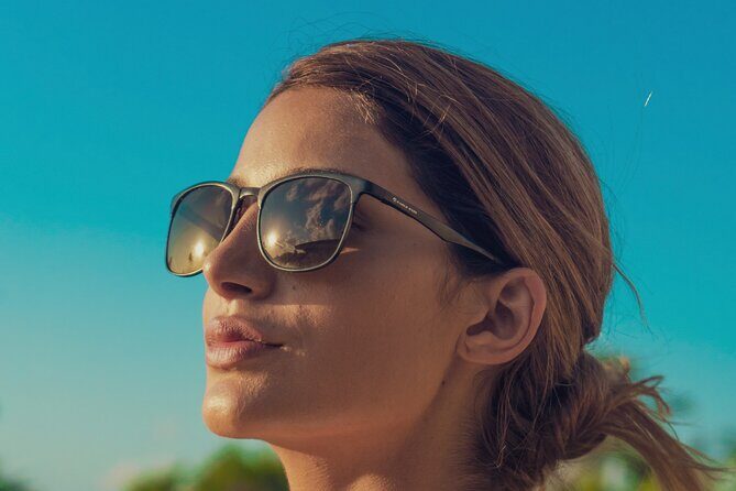 Iconic CDMX Photoshoot with Professional Posing and Editing - Key Points