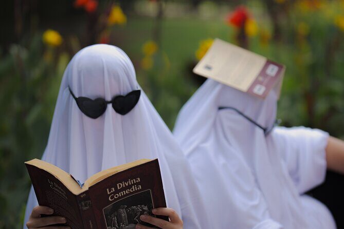 Iconic CDMX Photoshoot with Professional Posing and Editing - The Sum Up