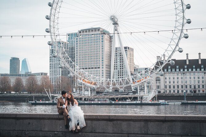 Iconic London Portraits Tour with Expert Local Photographer - Who Should Book This Tour?