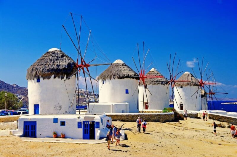 Iconic Mykonos: A Guided Walking Tour of Highlights - Analyzing the Experience: Value and Suitability