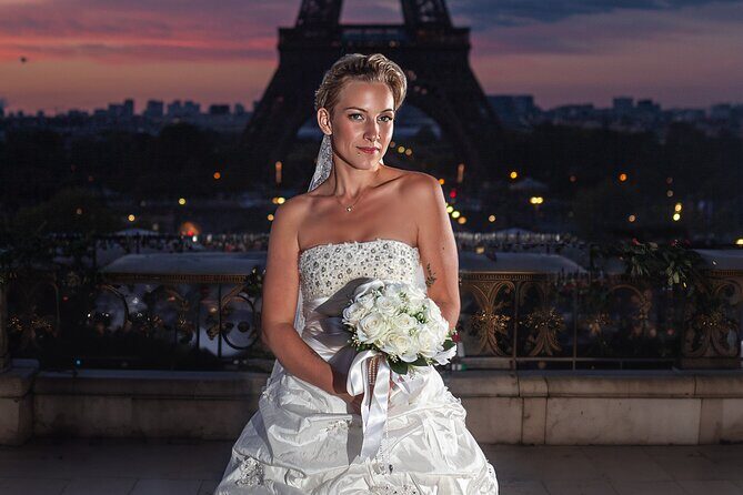 Iconic Portraits in an Exclusive Photoshoot at the Eiffel Tower - FAQ: Practical Questions Answered